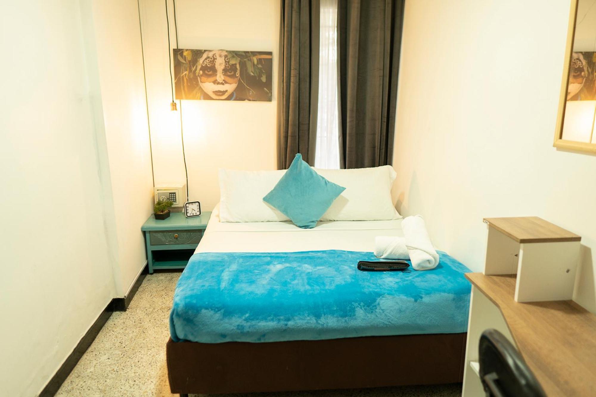 Africa House-Casa Hotel Laureles-La70 Medellín Buitenkant foto