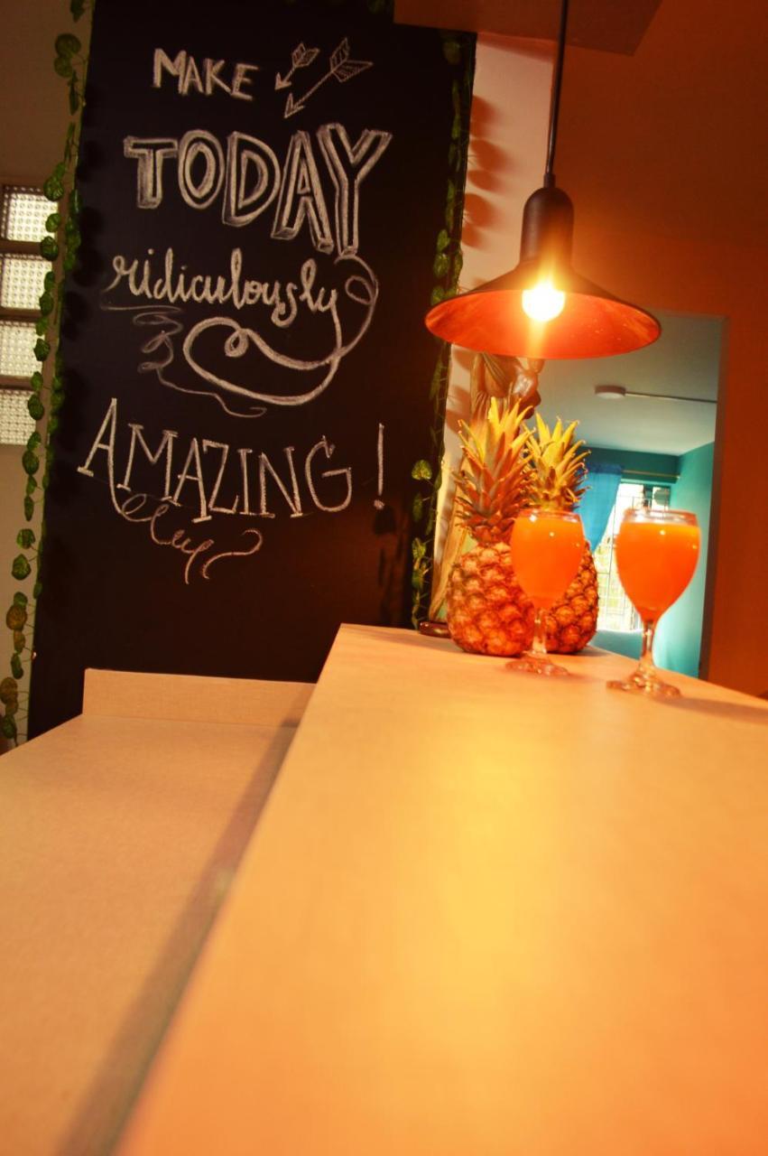 Africa House-Casa Hotel Laureles-La70 Medellín Buitenkant foto